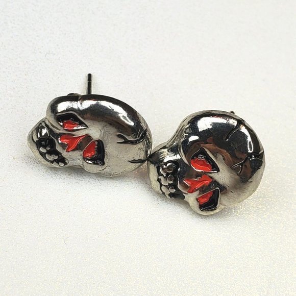 ED HARDY VINTAGE Style Earrings /Stud Earrings / Hard Rock Accessories - Picture 1 of 8